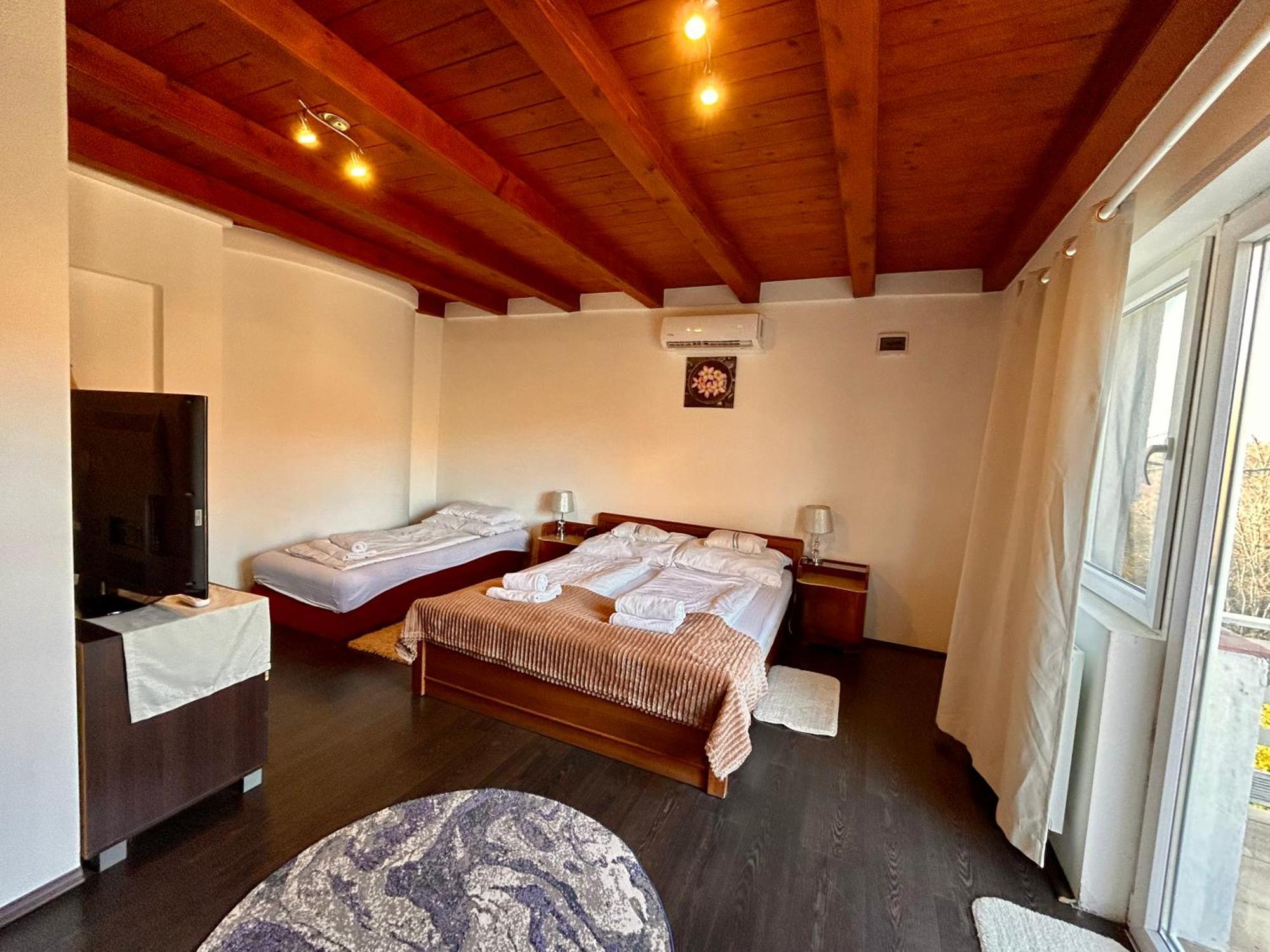 Fot Villa Somlyo מראה חיצוני תמונה